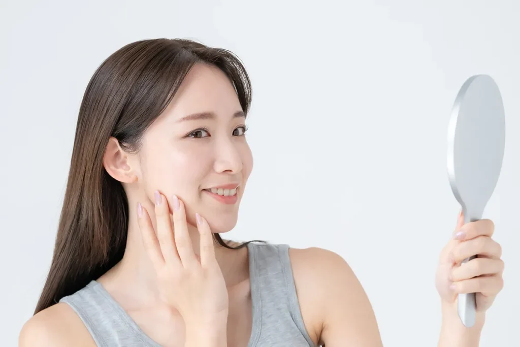 糸リフトとは：なぜ「バレにくい」美容施術として人気なのか